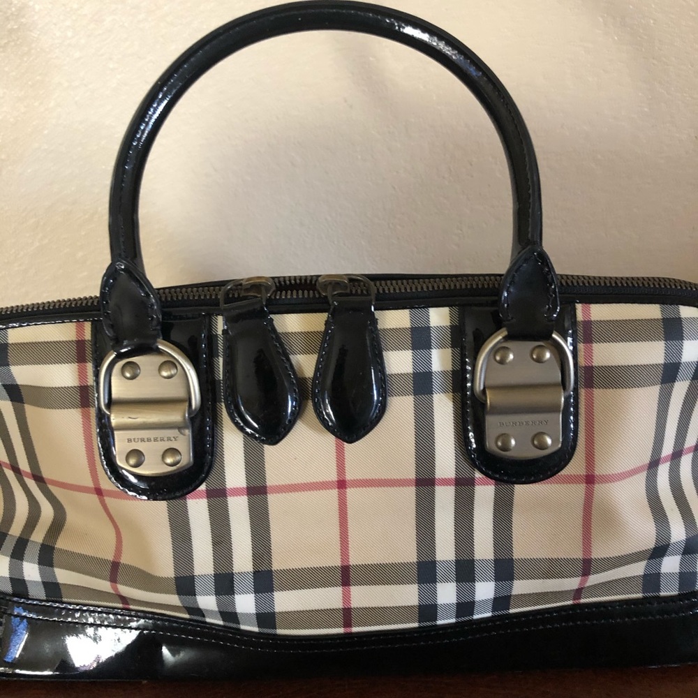 Hand bag